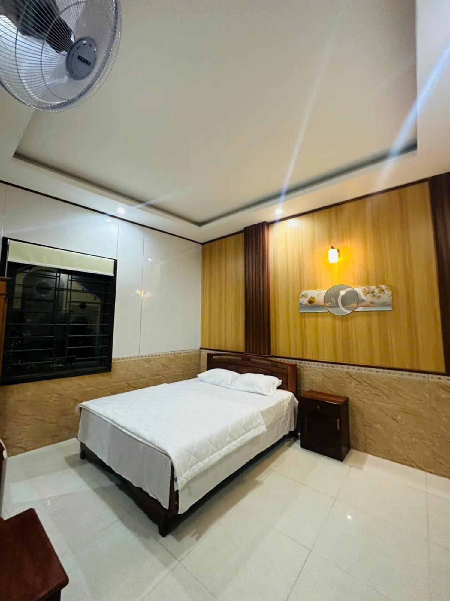 Binh Minh Hotel Pleiku Zewnętrze zdjęcie